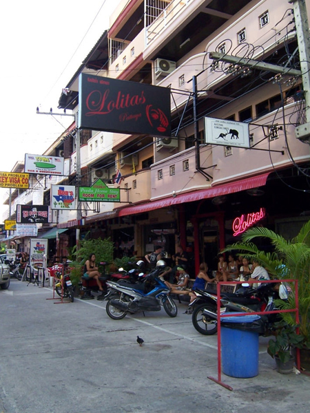 lolitas BJ bar in Pattaya