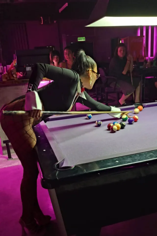 juicy lucy pattaya pool table