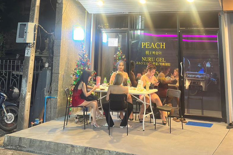 peach massage bangkok