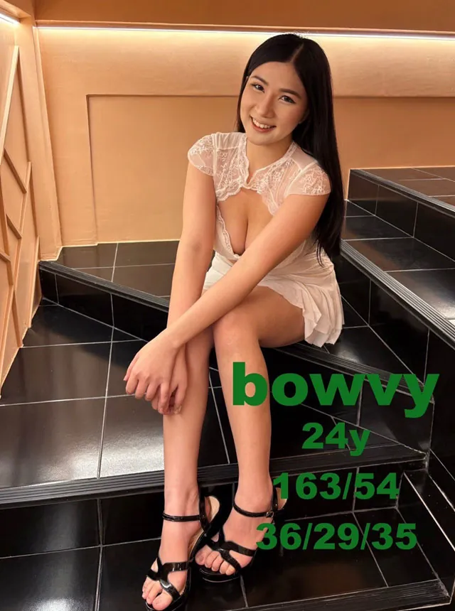 bowvy bangkok big boobs