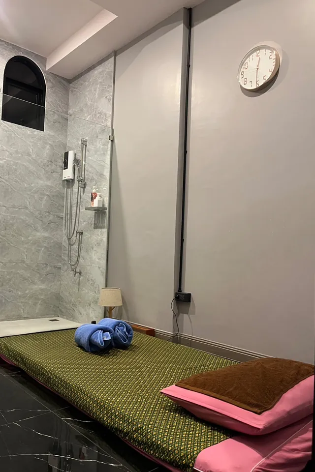 erotic massage room in chiang mai thailand