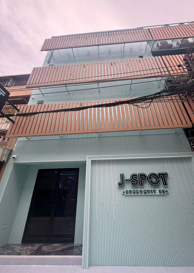 J Spot Sukhumvit 33