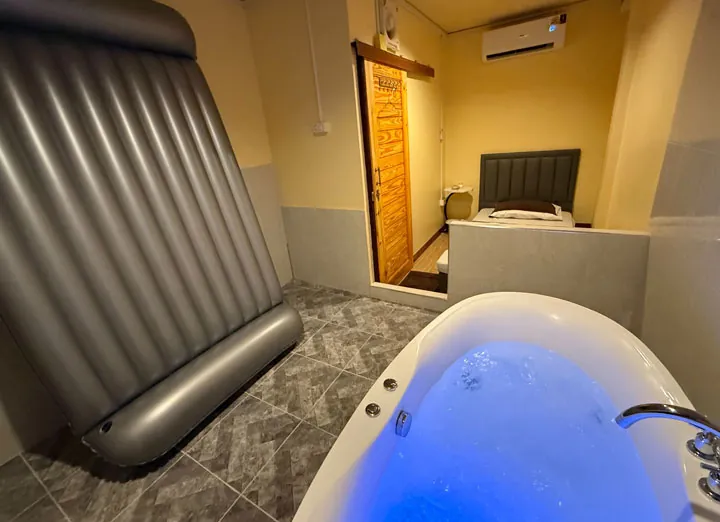 nuru jacuzzi in bangkok