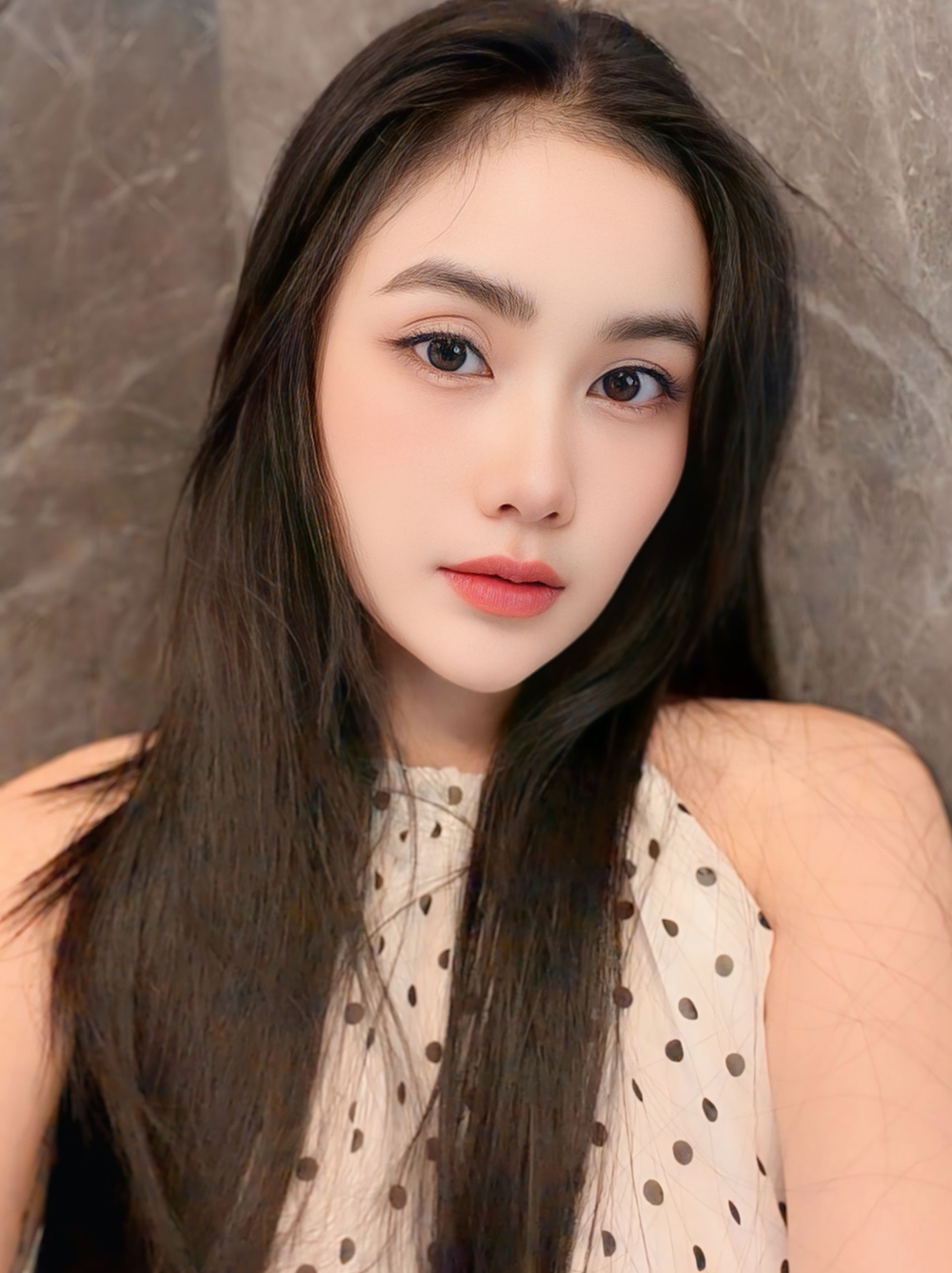 beautiful brunette thai woman working at LALA massage in Bangkok 